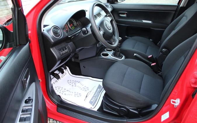 Mazda 2 cena 9900 przebieg: 180000, rok produkcji 2006 z Solec Kujawski małe 154